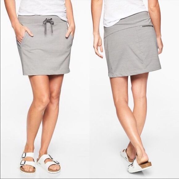 Athleta Striped Modern Metro Midtown Tennis Golf Outdoors Skort Size XX-Small - Picture 1 of 11